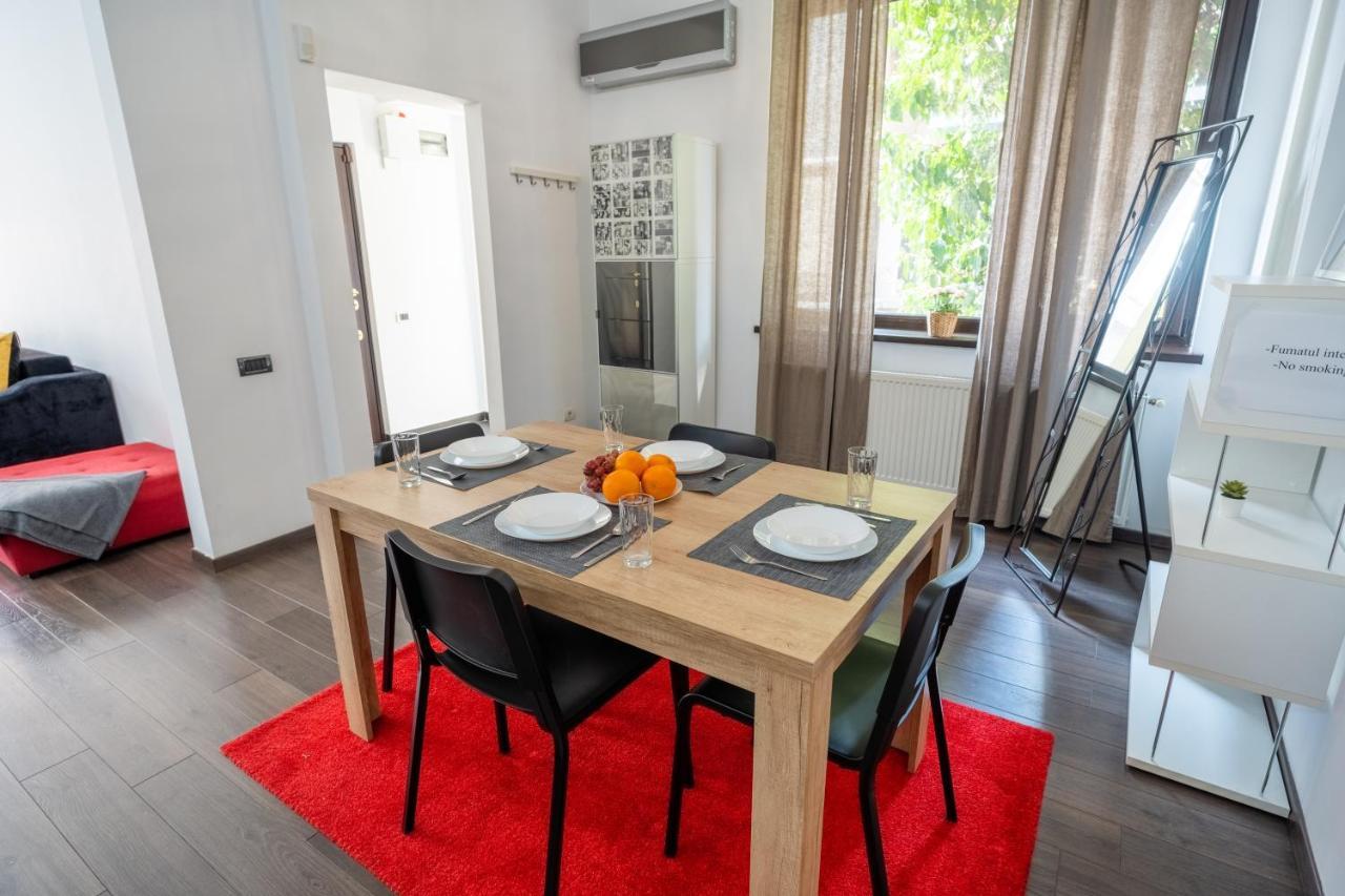 Cozy & Spacious Flat Near Victoriei Square บูคาเรสต์ ภายนอก รูปภาพ